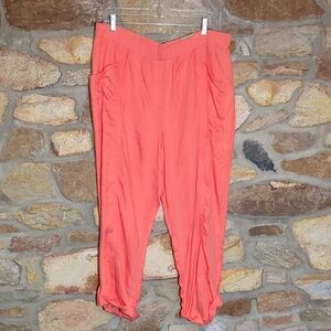 Chico's Coral pull on straight Pants